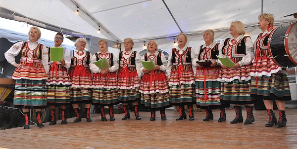 Koncert zespołu "Biesiada" ze Strzeszkowic Koncert zespołu "Biesiada" ze Strzeszkowic