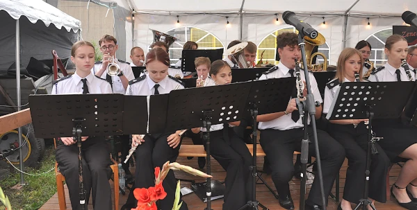 Młodzieżowa Orkiestra Dęta Młodzieżowa Orkiestra Dęta